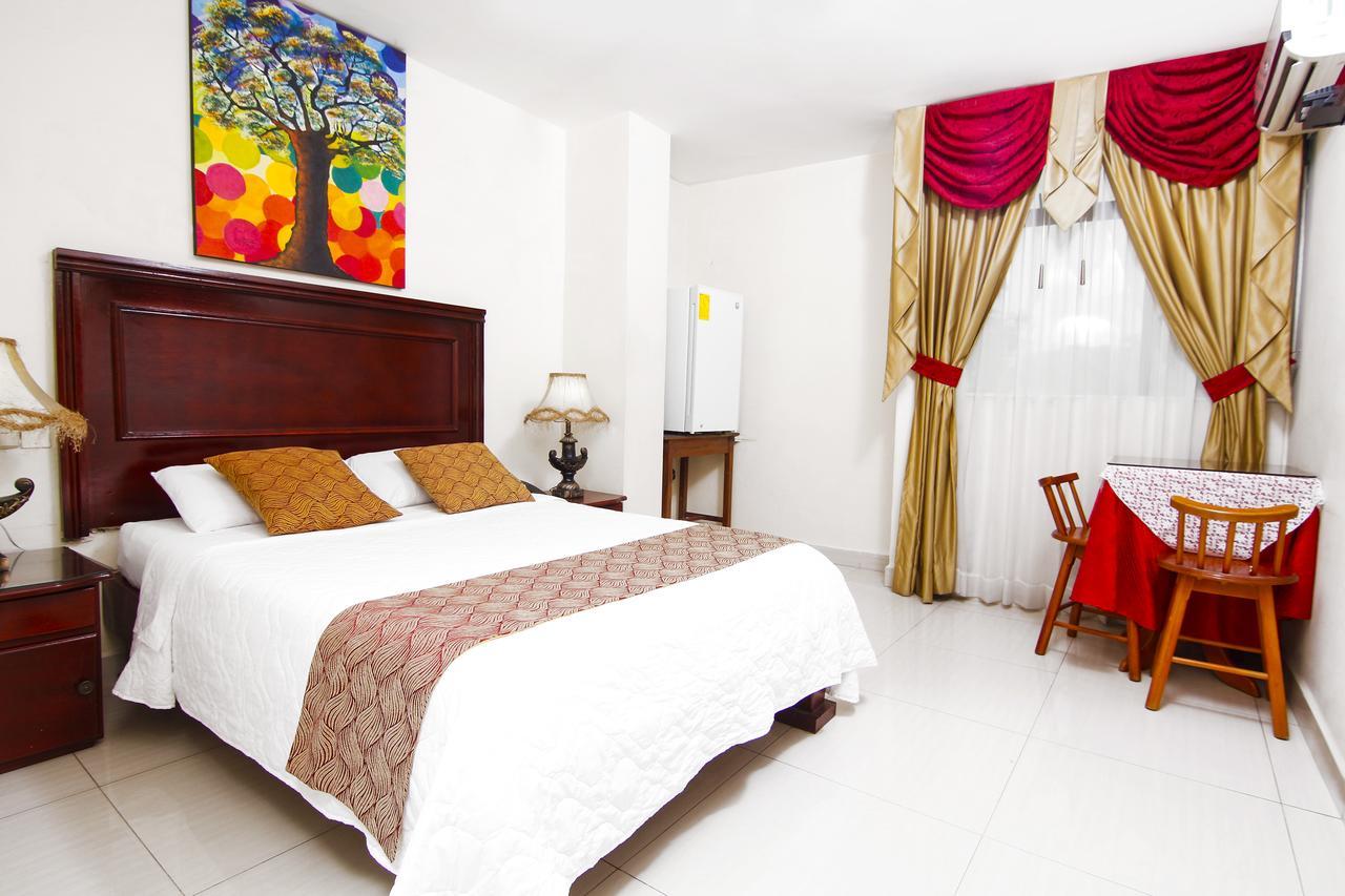 Hotel Flor De Liz Guayaquil Extérieur photo